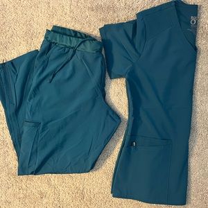 Barco One V-Neck Scrub Top